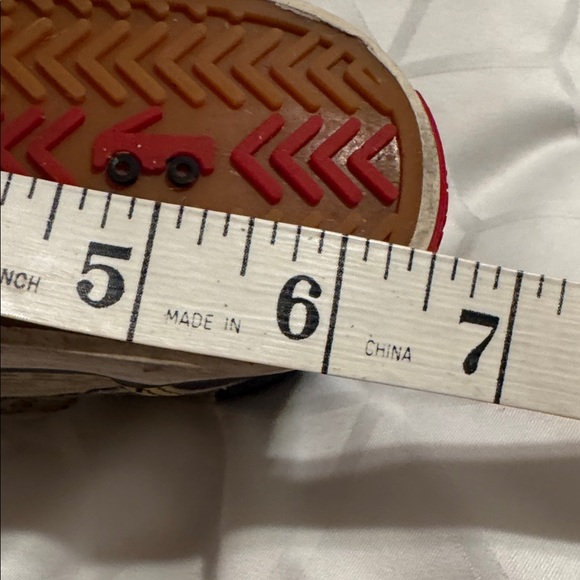 See Kai Run Gold/Black Hightop Sneaker size 8 EUC super cute! Toddler - Picture 8 of 8